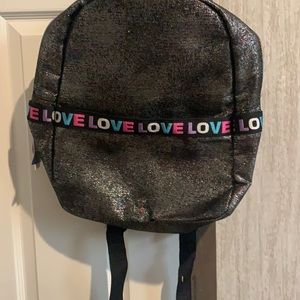 NEW!!! Back pack fits laptop in it